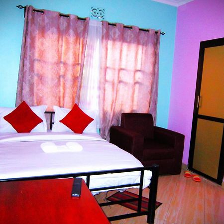 Safari Park House Bed and Breakfast Arusha Exteriör bild