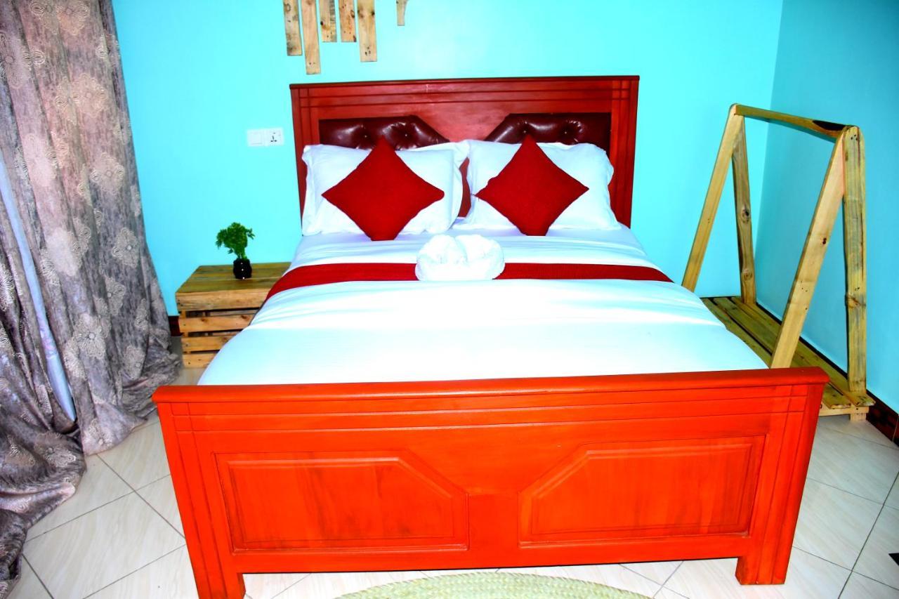 Safari Park House Bed and Breakfast Arusha Exteriör bild