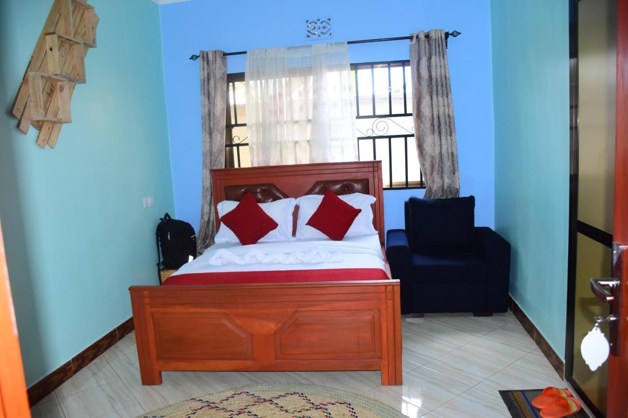 Safari Park House Bed and Breakfast Arusha Exteriör bild