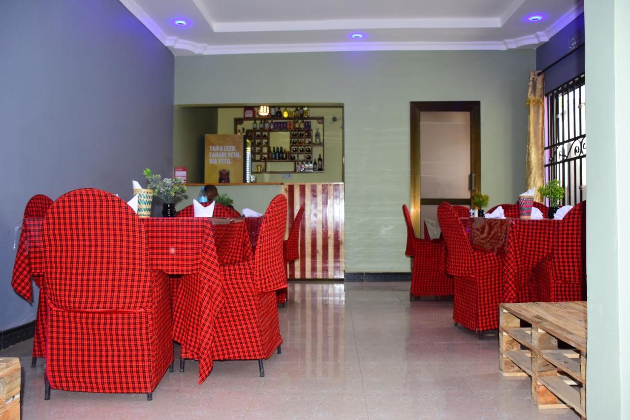 Safari Park House Bed and Breakfast Arusha Exteriör bild