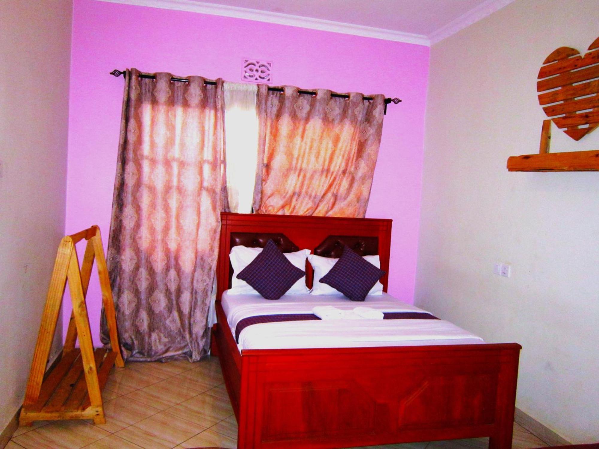Safari Park House Bed and Breakfast Arusha Exteriör bild