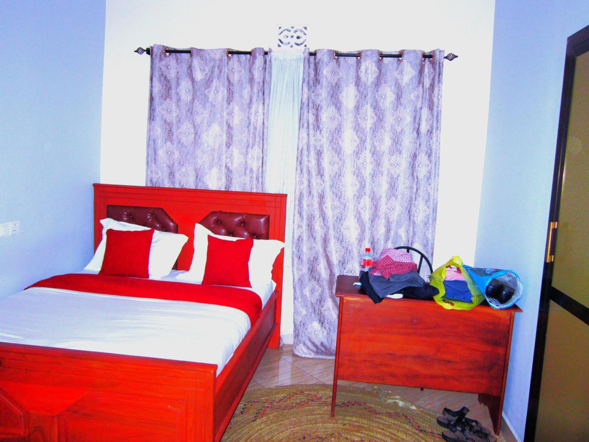 Safari Park House Bed and Breakfast Arusha Exteriör bild