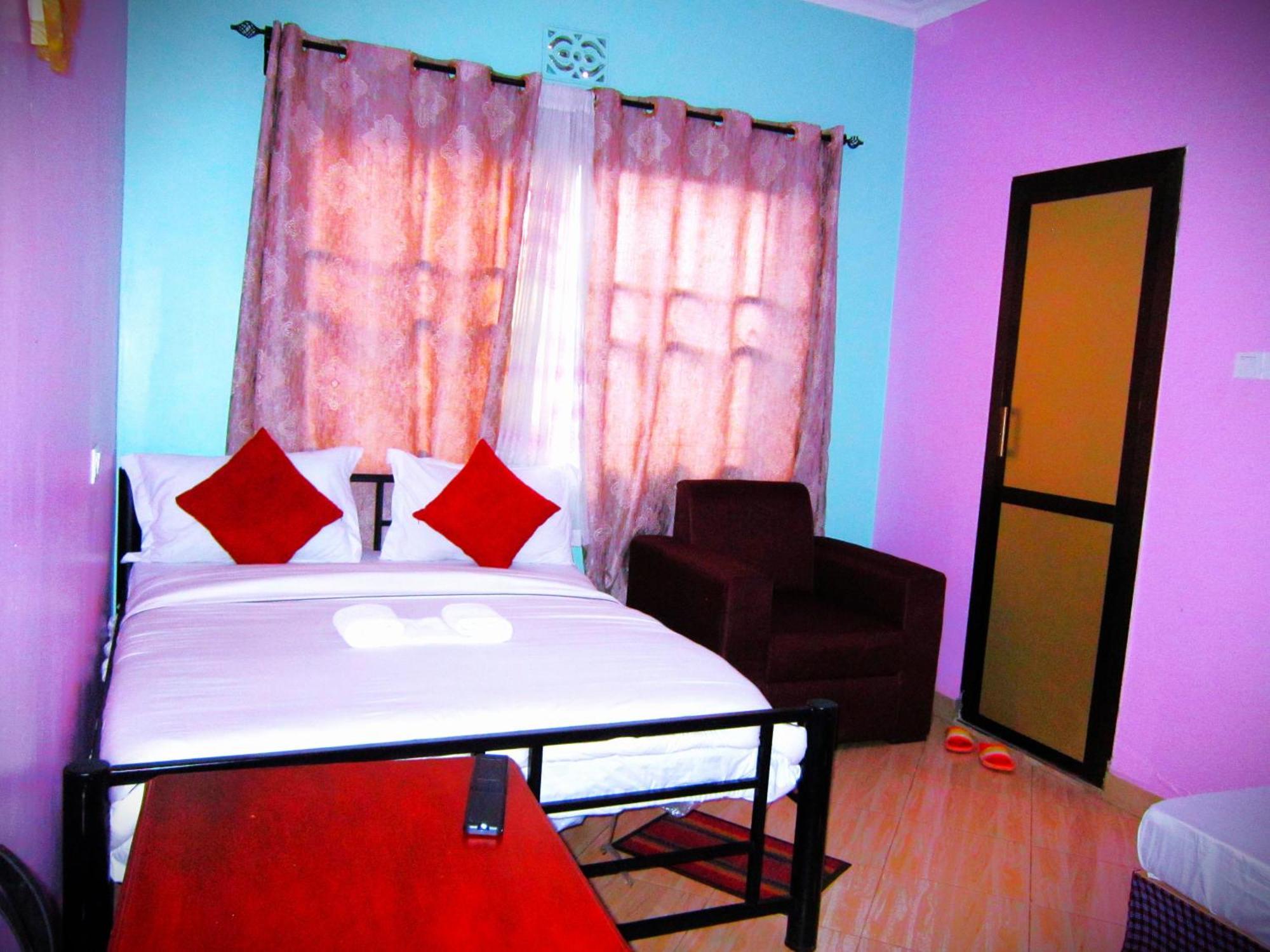 Safari Park House Bed and Breakfast Arusha Exteriör bild