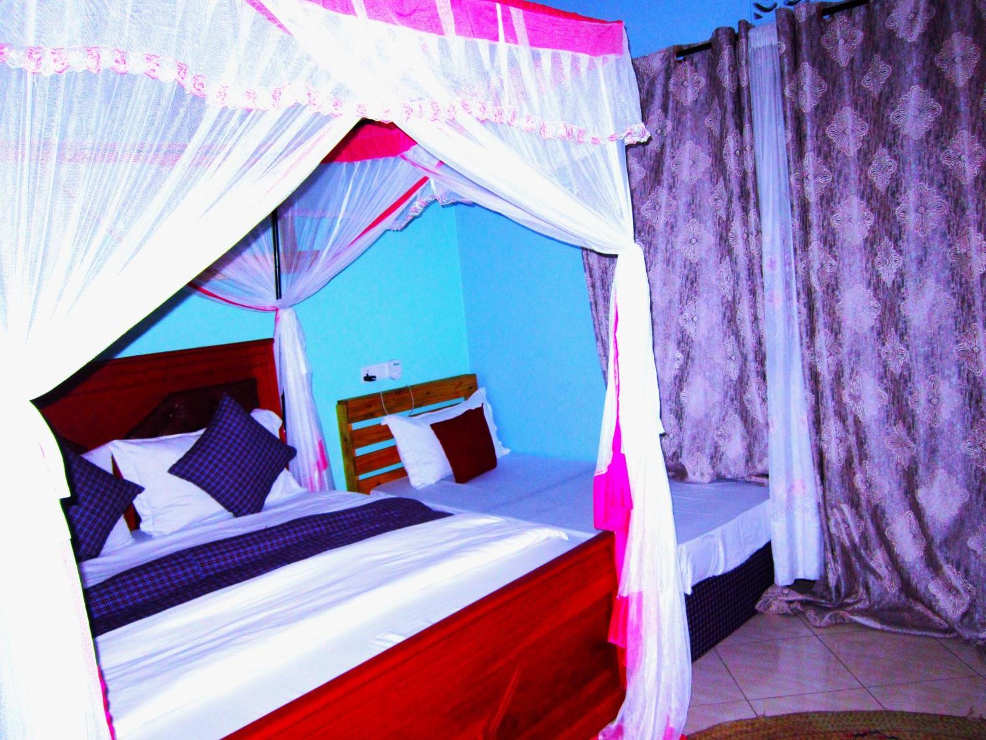 Safari Park House Bed and Breakfast Arusha Exteriör bild
