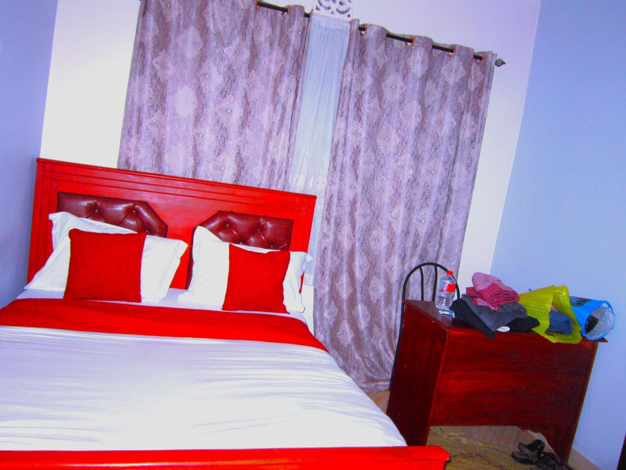 Safari Park House Bed and Breakfast Arusha Exteriör bild