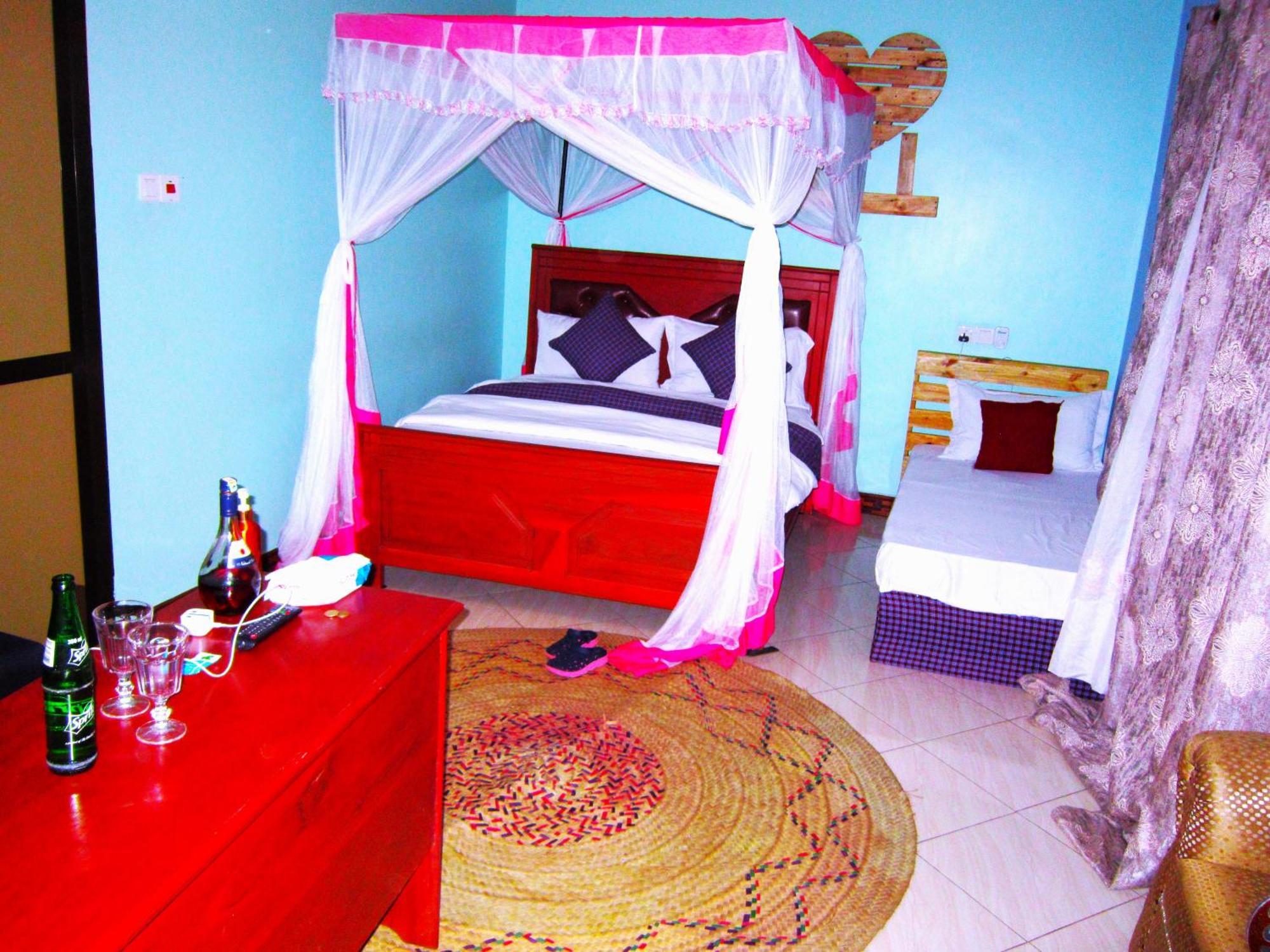 Safari Park House Bed and Breakfast Arusha Exteriör bild