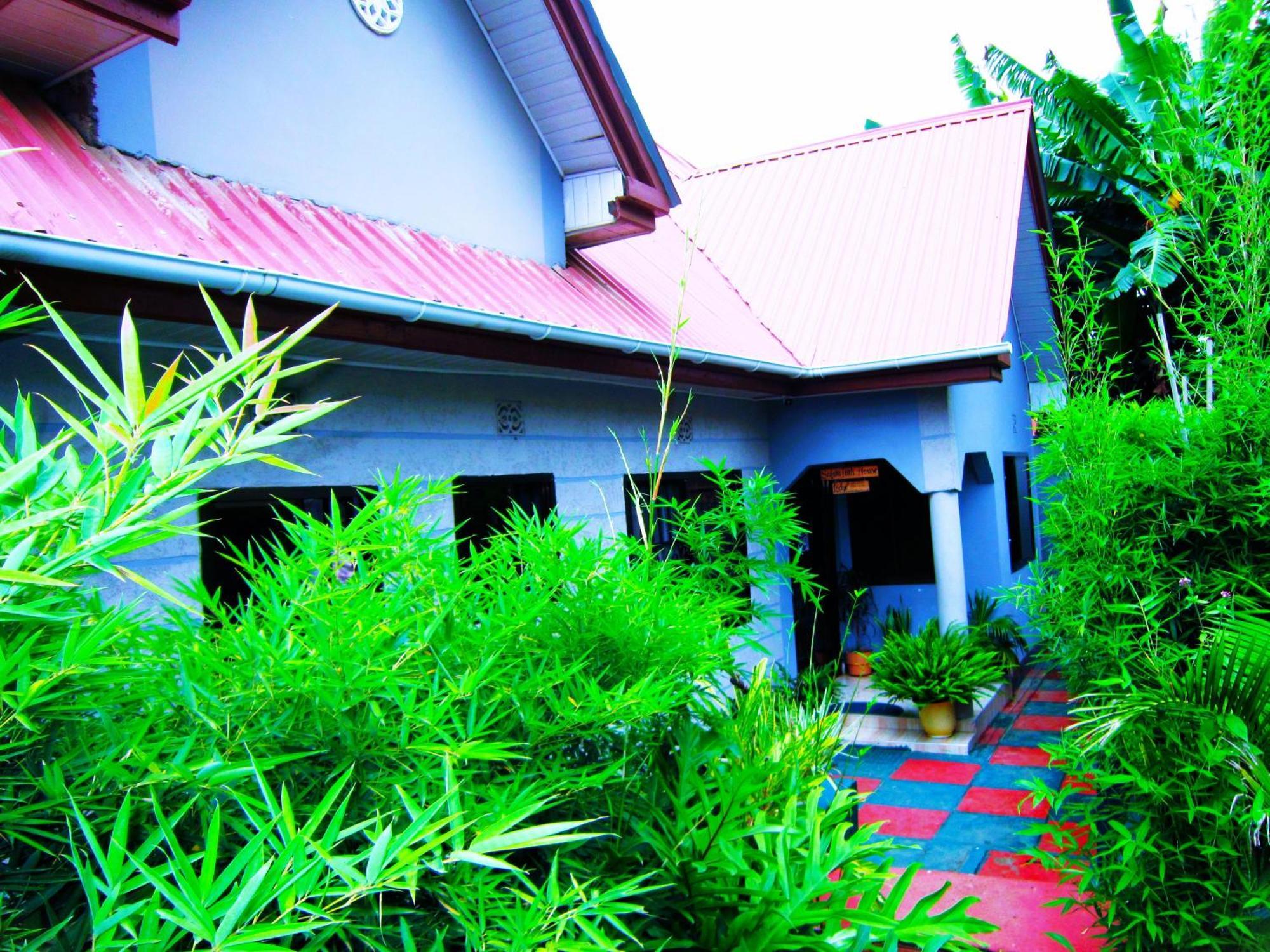 Safari Park House Bed and Breakfast Arusha Exteriör bild