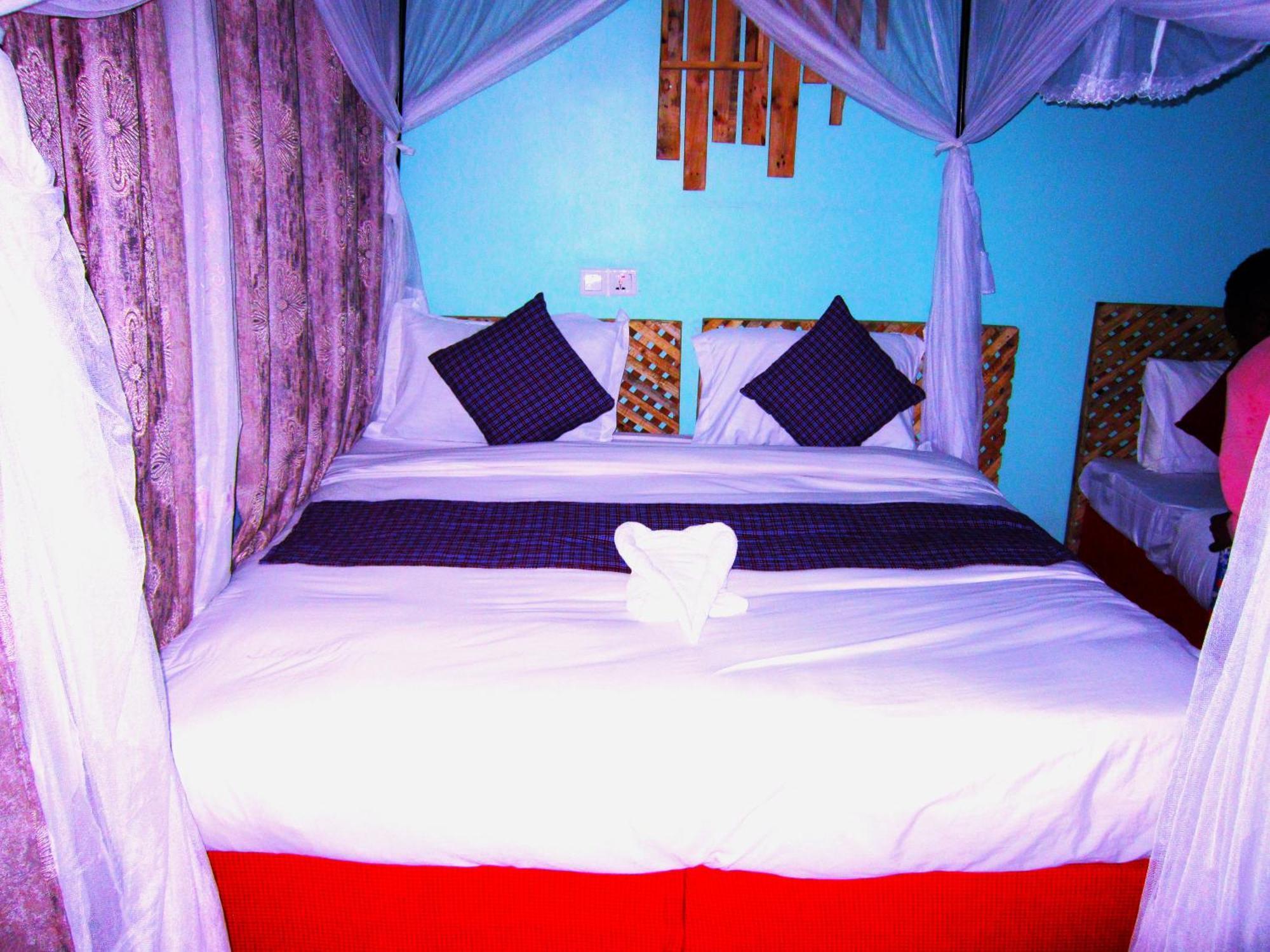 Safari Park House Bed and Breakfast Arusha Exteriör bild