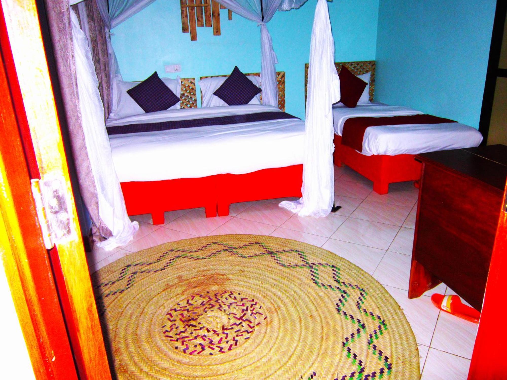 Safari Park House Bed and Breakfast Arusha Exteriör bild